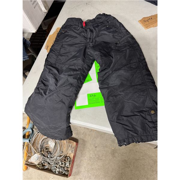 Gap kids, small snow pants