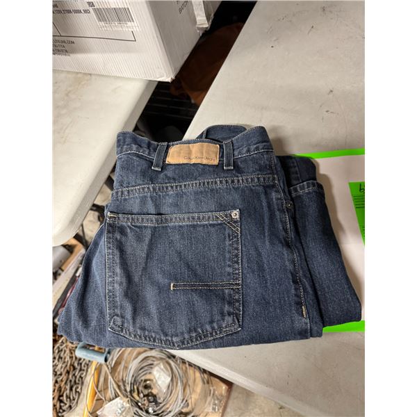 Calvin Klein jeans 36 x 32