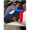Image 4 : Lot of assorted clothing, and jersey