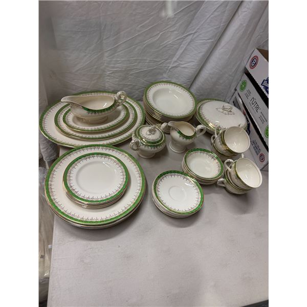 Myott & sons dish set