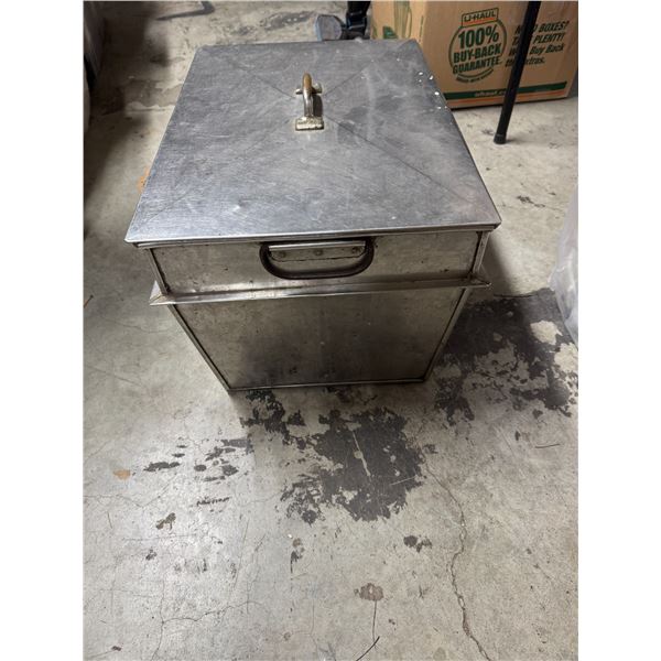 limited metal container with baskets