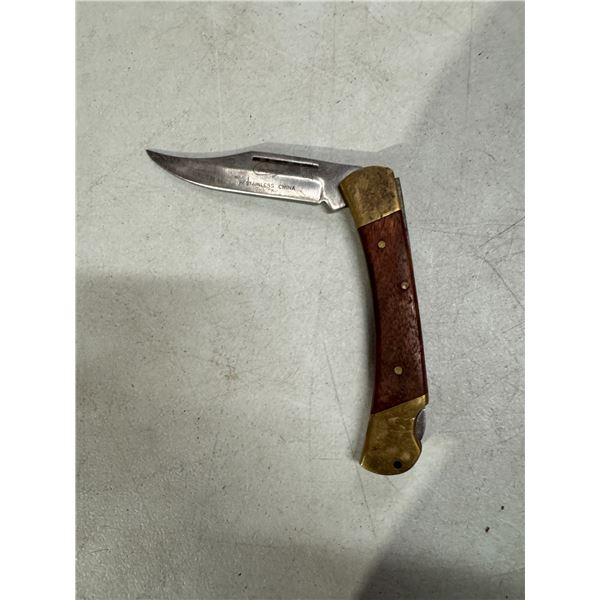 Folding knife