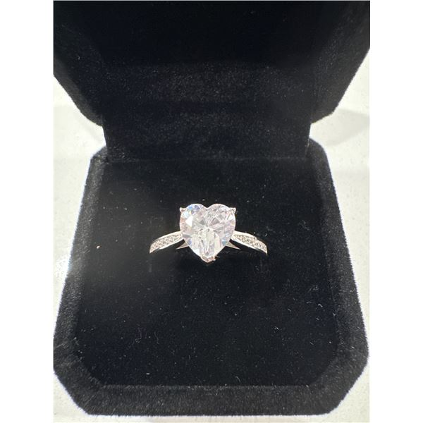 New Sterling Silver to CT Hartcut Lab created white sapphire channel Ring size 8 925 sterling silver