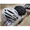 Image 2 : LOT DE 2 CASQUES GIRO ASST (2) LARGE