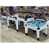 Image 2 : LOT DE 8 TABLES ASSORTIES (SANS CONTENU)