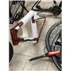 Image 2 : LOT DE CADRES DE VÉLO GIANT POUR PIÈCES
