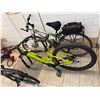 Image 8 : LOT DE 5 VELO ÉLECTRIQUES POUR PIÈCES