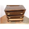 Image 5 : *Vintage Solid Wood 3 Drawer Dresser, 34.5'' x 18.5'' x 32'' - Some Wear