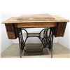 Image 2 : *Vintage Singer Sewing Machine, 32.5'' x 17.5'' x 31.5''- Some Wear/ Loose Components