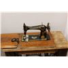 Image 8 : *Vintage Singer Sewing Machine, 32.5'' x 17.5'' x 31.5''- Some Wear/ Loose Components