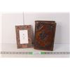 Image 1 : Leather Bible & Amy Carmichael Book