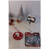 Image 2 : Christmas Lot- Napkin Holder, Glass Vase, Misc.
