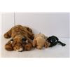 Image 2 : (3) Stuffies & Winnie the Pooh Children's Throw Blanket