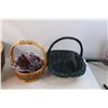 Image 2 : (4) Woven Baskets