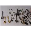 Image 3 : Lot of Souvenir and Vintage Spoons