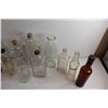 Image 4 : (17) Vintage Glass Bottles