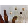 Image 6 : (17) Vintage Glass Bottles