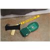 Image 2 : Saskatoon Blades Mini Hockey Stick, Saskatchewan Roughriders Gloves and Coat - Size M