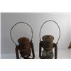 Image 4 : (2) Vintage Kerosene Lanterns