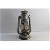 Image 2 : Vintage Beacon Kerosene Lantern
