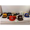 Image 1 : (13) Trucker Hats