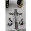Image 3 : (2) Candy Tins, Plastic Jar, Ceramic Angel, Cross, (2)Coat hangers