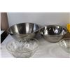 Image 2 : (2) Punch Bowls, (2) Metal Bowls, Tupperware Container, Glass Bowl