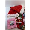 Image 2 : Christmas Gift Sock, Hats, Plastic Cutleries and Tissues