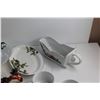 Image 2 : Christmas Napkin Rings, Bowls, Gravy Boat, Salt & Pepper Shakers, Cups and Table Cloths