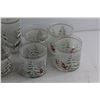 Image 5 : (12) Christmas Glass Cups