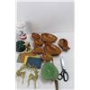 Image 3 : (7) Wooden Small Snack Serving Bowls, Christmas Decorations, (3) Drinking Glasses/ Coffee Cup, Misc.