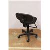 Image 4 : * Office Desk Chair - Adjustable, with Footstool - 30" High x 17" Seat Dia