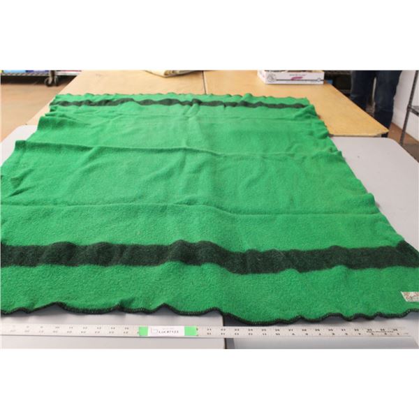 Ottawa Valley Woolens Green Wool Blanket 46" x 66"