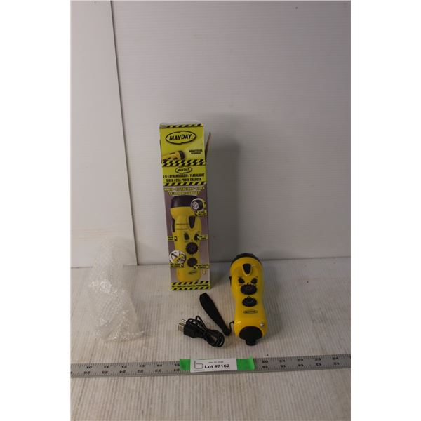 Mayday 4-in-1 Dynamo Radio/Flashlight/Sire/Cellphone Charger