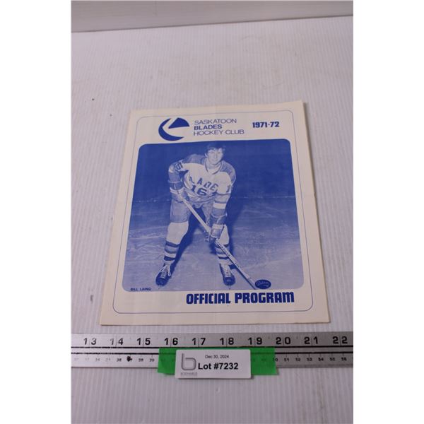 Saskatoon Blades Program - 1971-72 Calgary Centennials at Saskatoon - Bill Lang On Cover