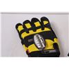 Image 2 : (2) Work Gloves - Size XXL
