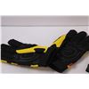 Image 4 : (2) Work Gloves - Size XXL