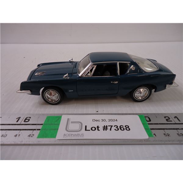 1963 Studebaker Lark - Die Cast 1/32 Scale