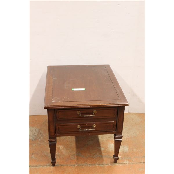 * Delicraft End Table w/Drawer - 21" x 26" x 21"