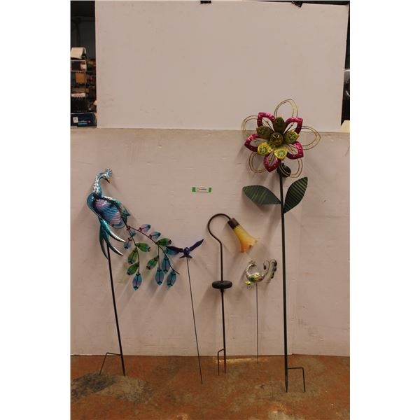 * (5) Lawn Decor & Solar Lights - Various - As Is