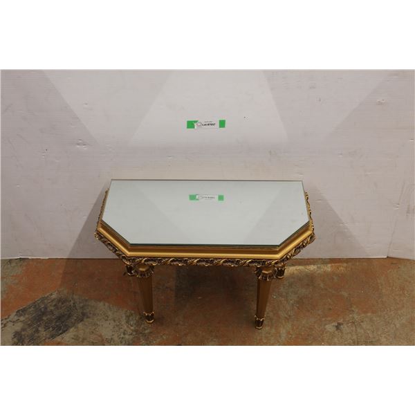 * Ornate Mirrored Display/Plant Stand - 22.5" X 10.5" X 14"