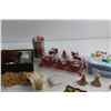 Image 3 : Christmas Tree Ornaments, Candle Holder and Storage Tin
