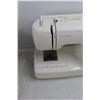 Image 4 : Kenmore Limited Edition Sewing Machine w/ 64 Different Stitch Functions, Box, Cover & Electronic Ped