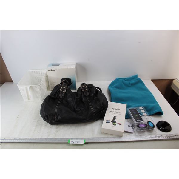 Esky Key Finder w/ Box, Women's Leather Purse, Box Of 100 Disposable Masks, Misc.