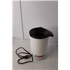 Image 2 : Proctor-Silex Hot Air Popcorn Popper, Powers On