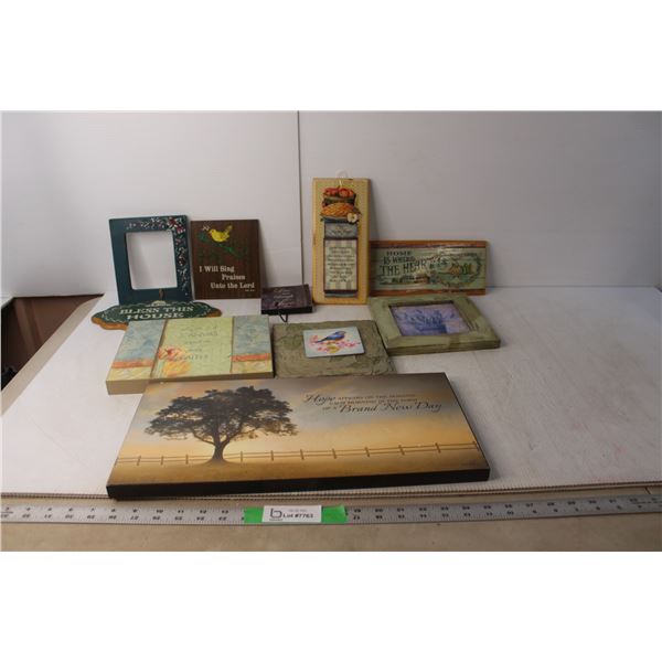 (10) Home Decor Signs