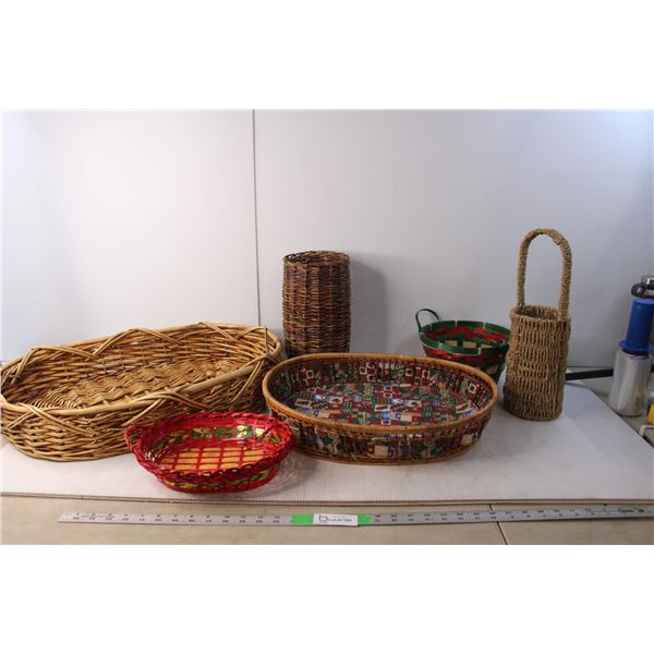 (6) Woven Baskets