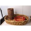 Image 3 : (6) Woven Baskets