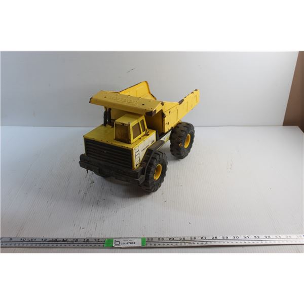 Tonka Heavy Duty Truck Toy