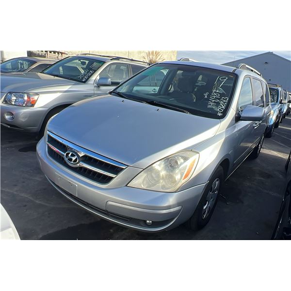2007 Hyundai Entourage